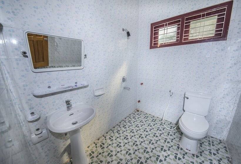 هتل Thit Sar Shin Guest House