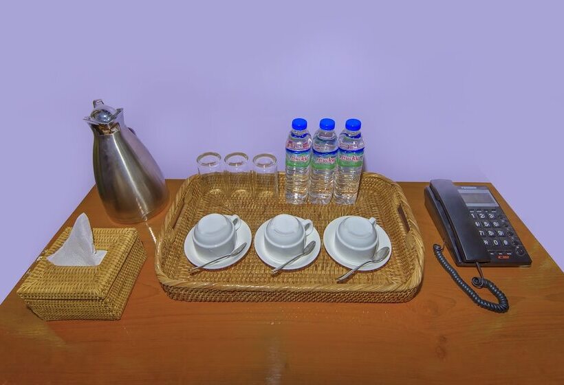 هتل Thit Sar Shin Guest House