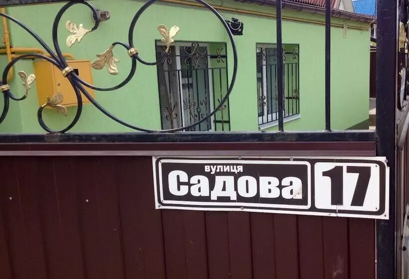 ペンション Boryspil Airport Sleep&fly Guesthouse