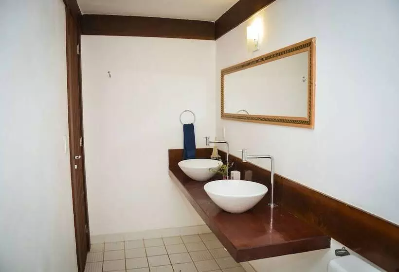 Majatalo Como Em Casa Guest House