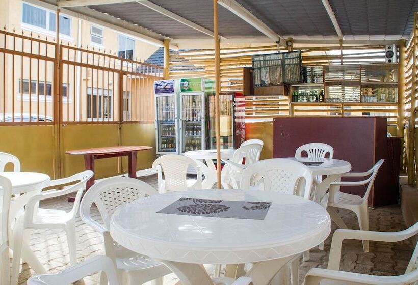 پانسیون Palace