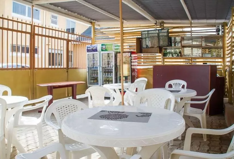 پانسیون Palace