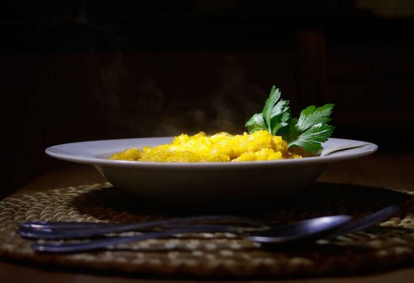 פנסיון Posada Jasy