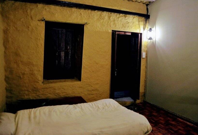 پانسیون Retreat At Damaar