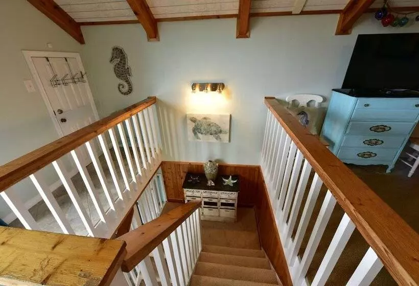 Seagrass Cottage