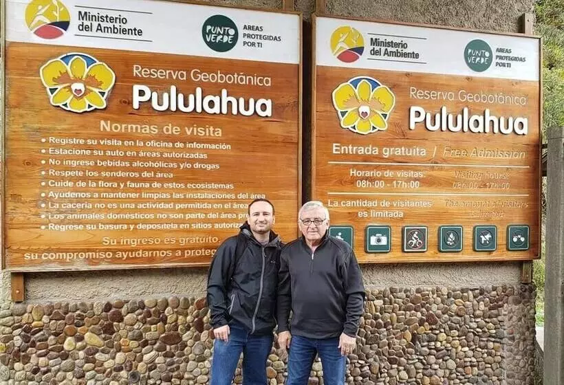 Retkeilymaja Hostal Davinci Mitad Del Mundo