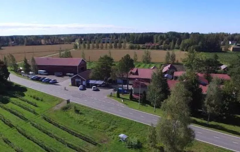 Anttilan Tila   Kartano Hostel