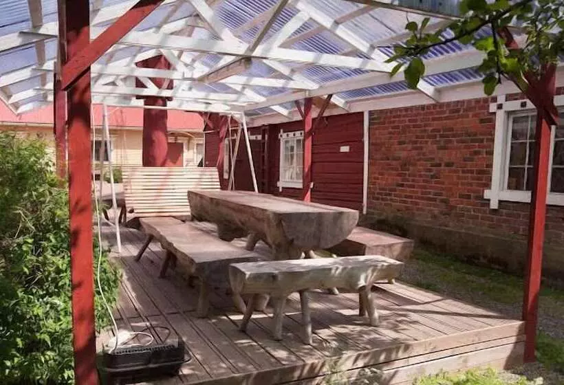 Anttilan Tila   Kartano Hostel