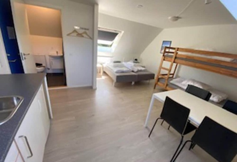 مبيت وإفطار Oasen Samsø