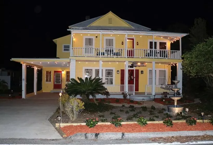 Aamiaismajoitus (B&B) The Wayward Traveler S Inn