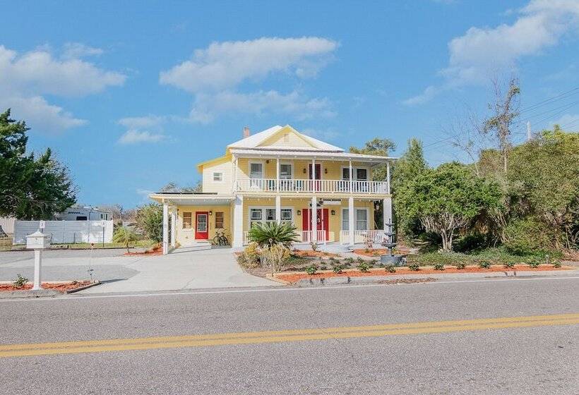 住宿加早餐  The Wayward Traveler S Inn