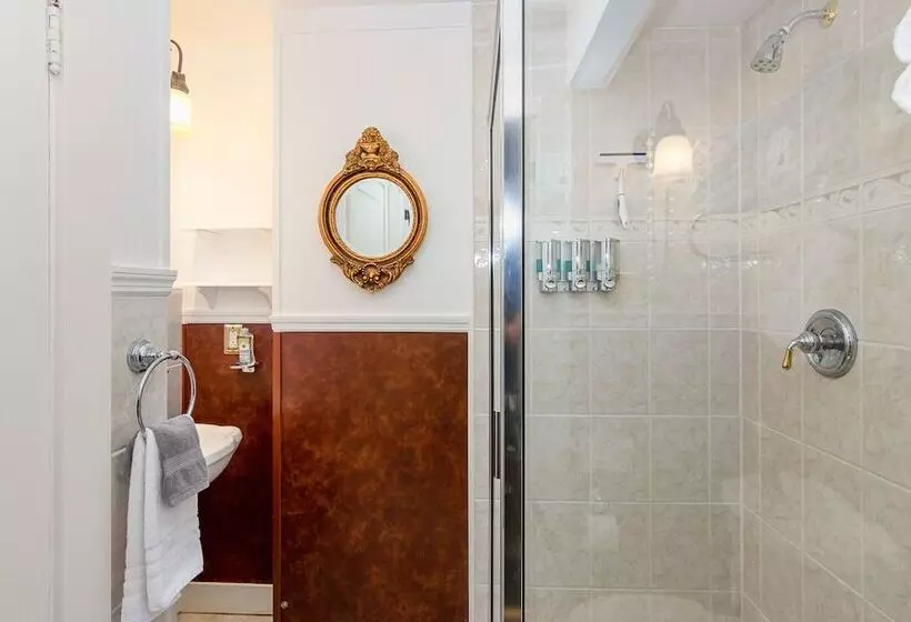 Aamiaismajoitus (B&B) The Wayward Traveler S Inn