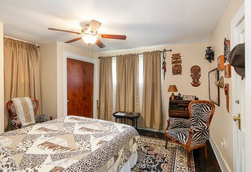 住宿加早餐  The Wayward Traveler S Inn