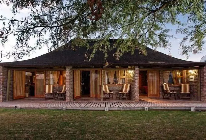 Hotelli A 1 Njalo Njalo Safari