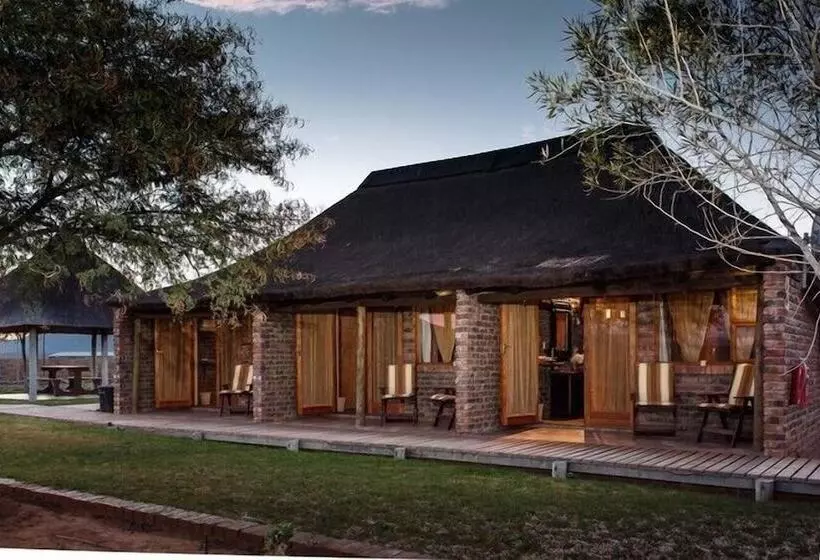 Hotelli A 1 Njalo Njalo Safari