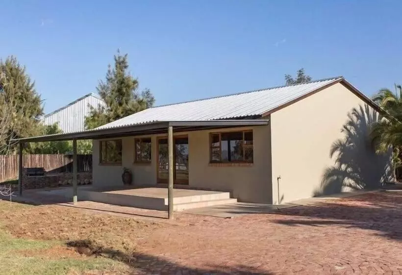 Hotelli A 1 Njalo Njalo Safari