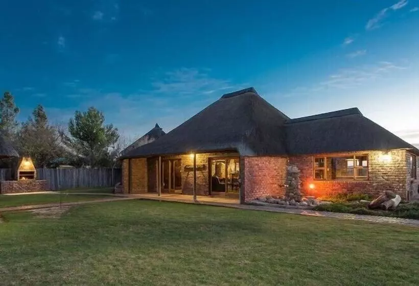 Hotelli A 1 Njalo Njalo Safari