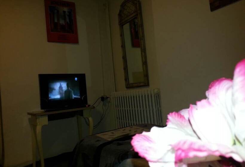 هتل Ameer Al Sharq