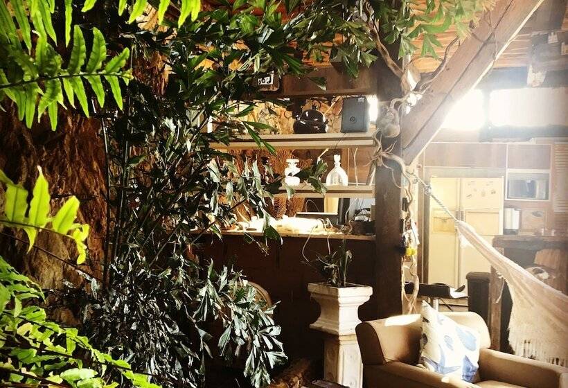 בית מלון כפרי Bunsizanisi