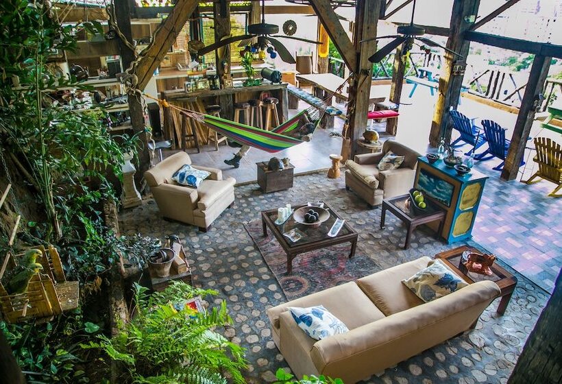 בית מלון כפרי Bunsizanisi