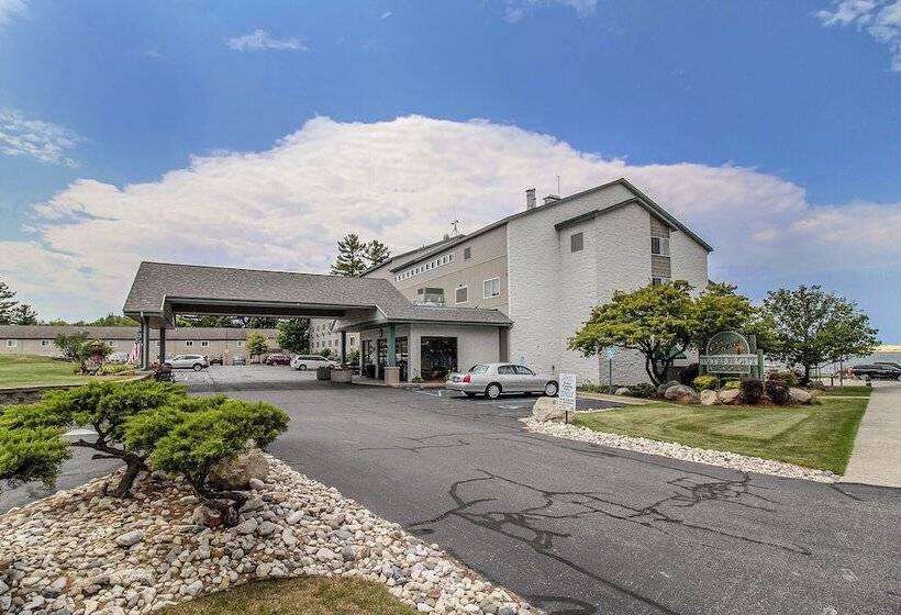 Отель Dunes Waterfront Resort