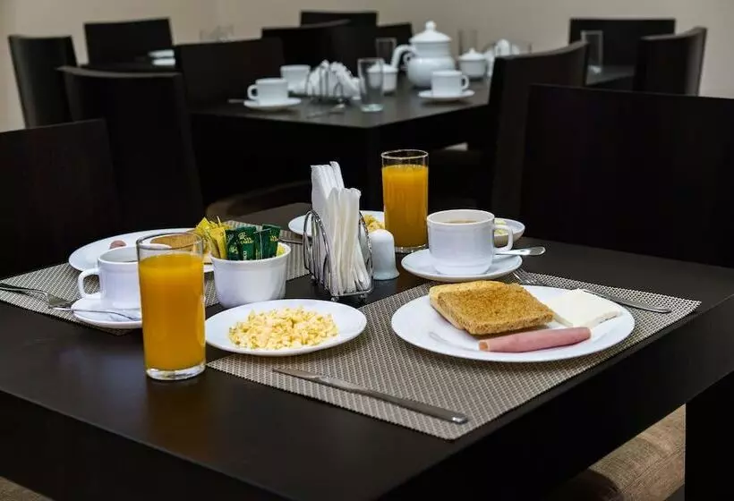 Hotelli La Ria Durán