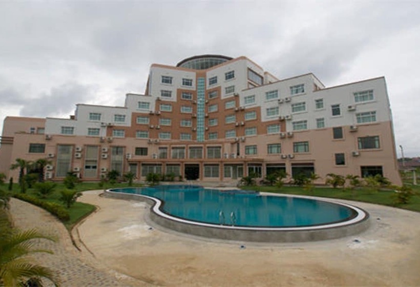 هتل Oattara Thiri