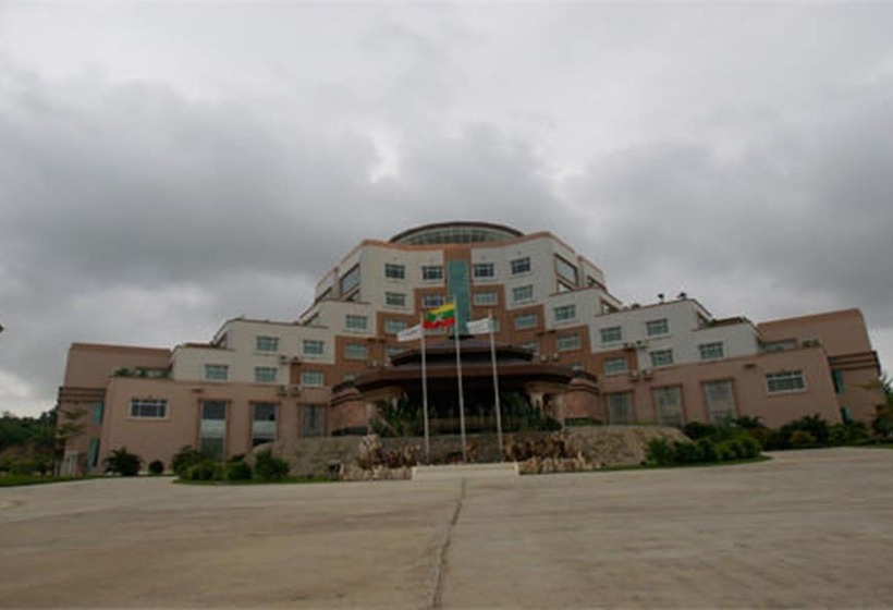 هتل Oattara Thiri