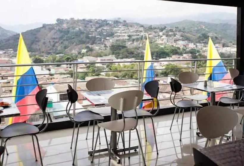 ホテル Tarigua Ocana