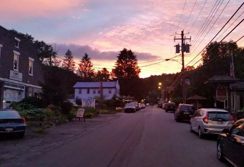 Hotelli The Wheelhouse Inn