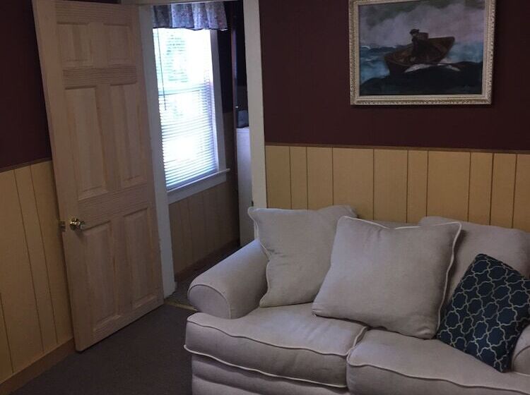 בית מלון כפרי The Wheelhouse Inn