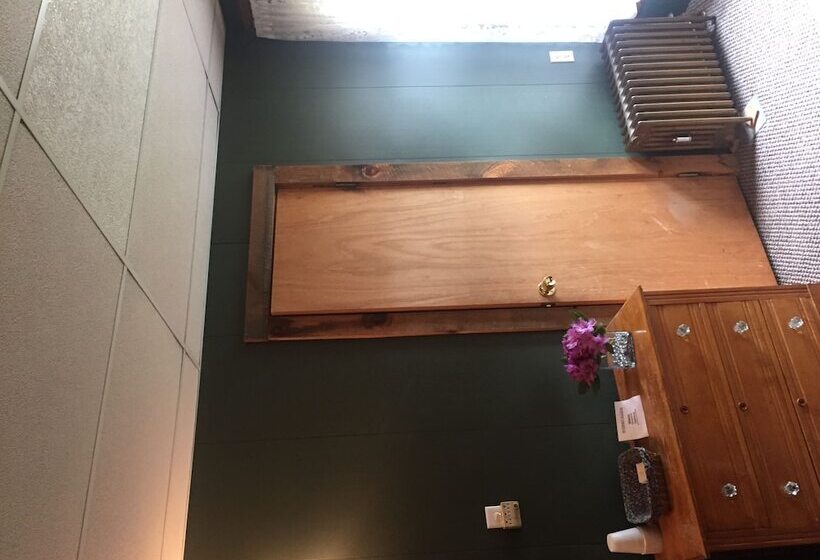 בית מלון כפרי The Wheelhouse Inn