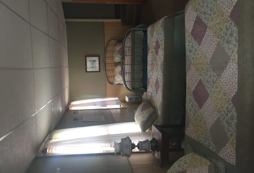 בית מלון כפרי The Wheelhouse Inn