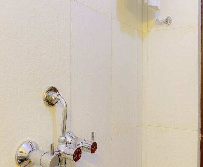 호텔 Treebo Siddharth