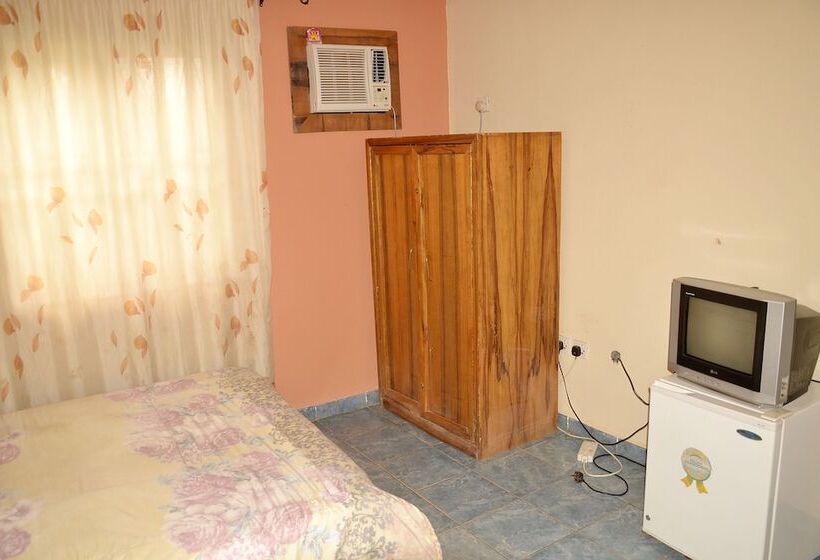 Jokems Airport View Hotel Adults Only