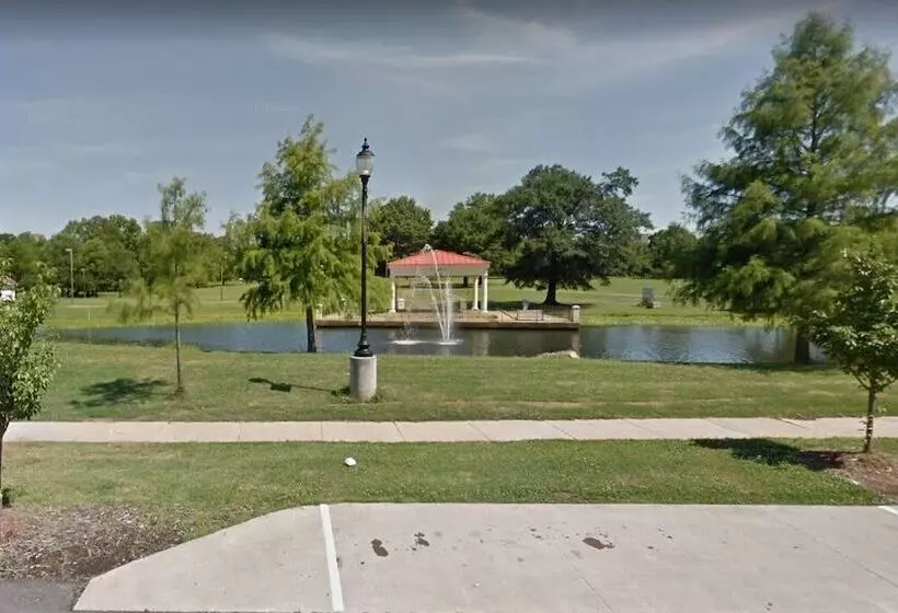 Little Rock Firehouse Museum & Hostel