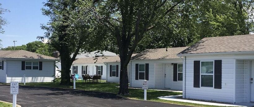 فندق على الطريق Westport Inn