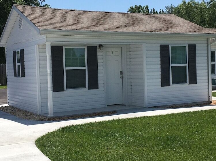 فندق على الطريق Westport Inn