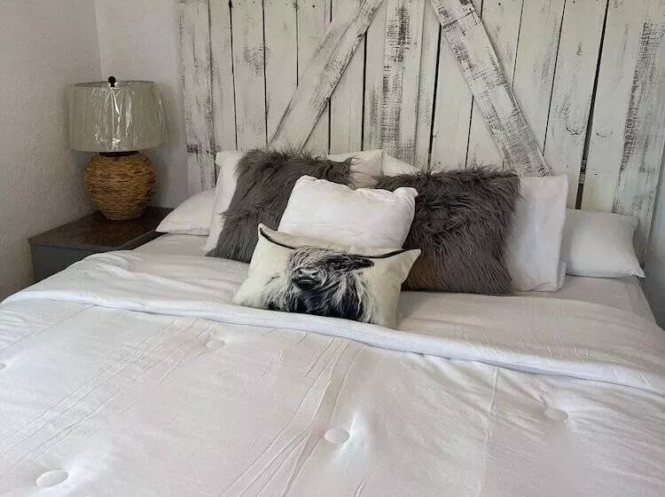 Motelli Westport Inn