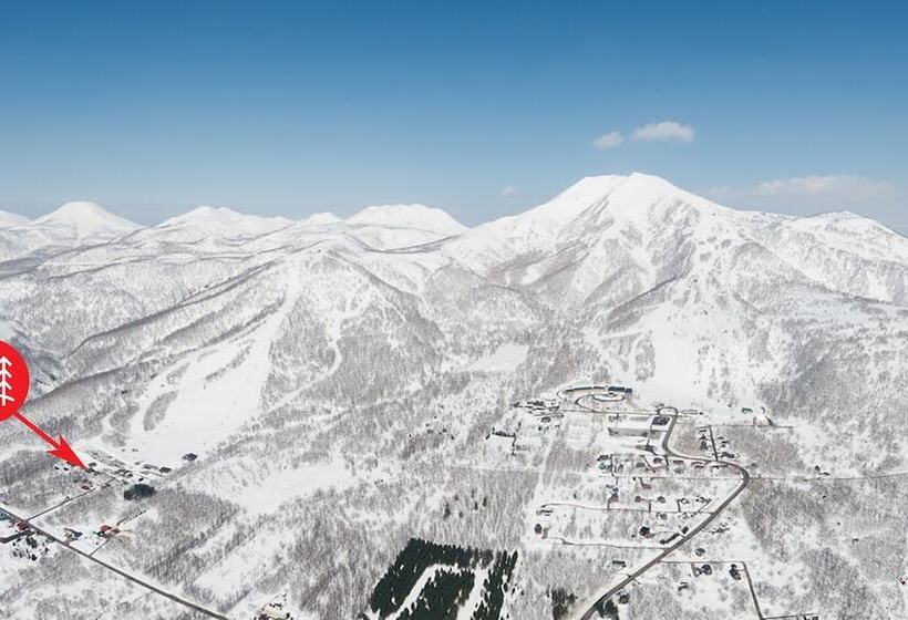Schronisko Niseko Backcountry Lodge