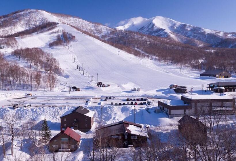 Schronisko Niseko Backcountry Lodge