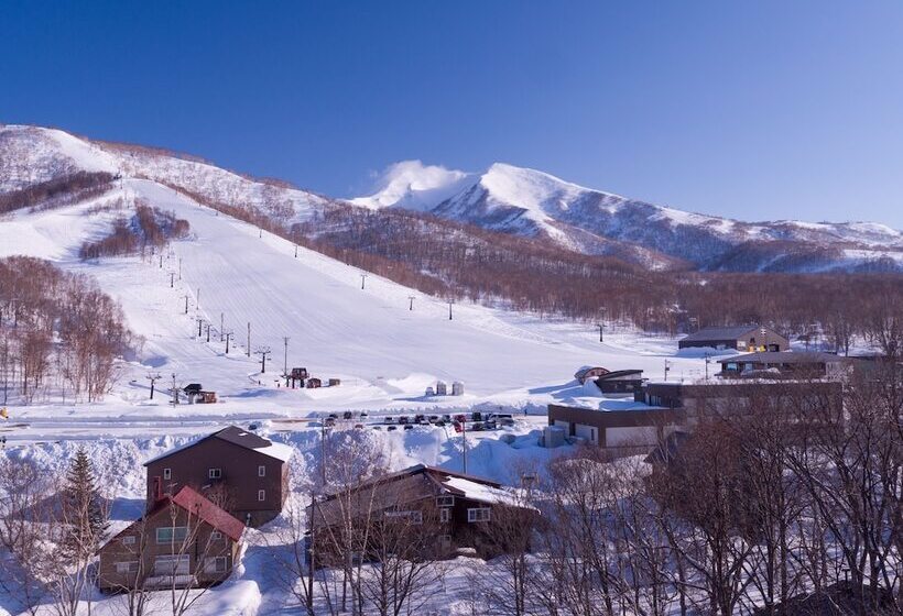 Schronisko Niseko Backcountry Lodge