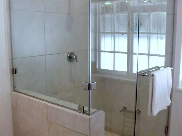 ペンション Alphen Lodge Constantia