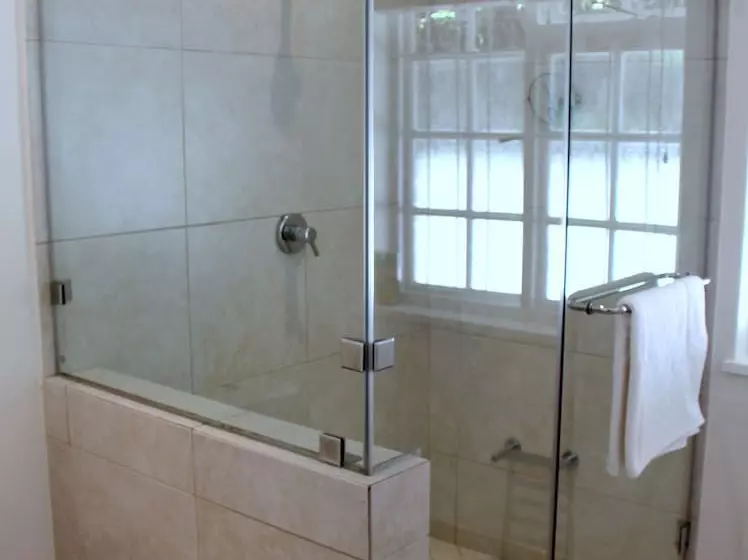 ペンション Alphen Lodge Constantia