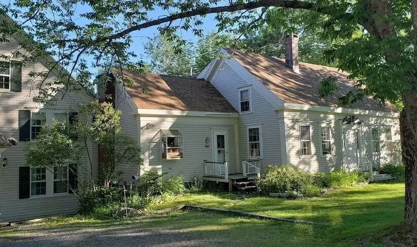 Majatalo Hawks House Inn