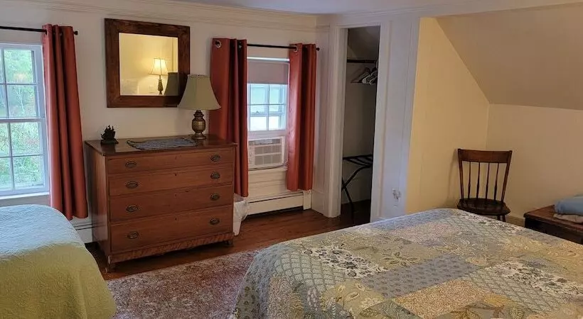 Majatalo Hawks House Inn