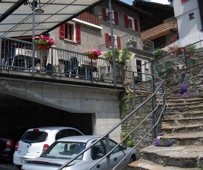 ペンション Osteria Anzonico