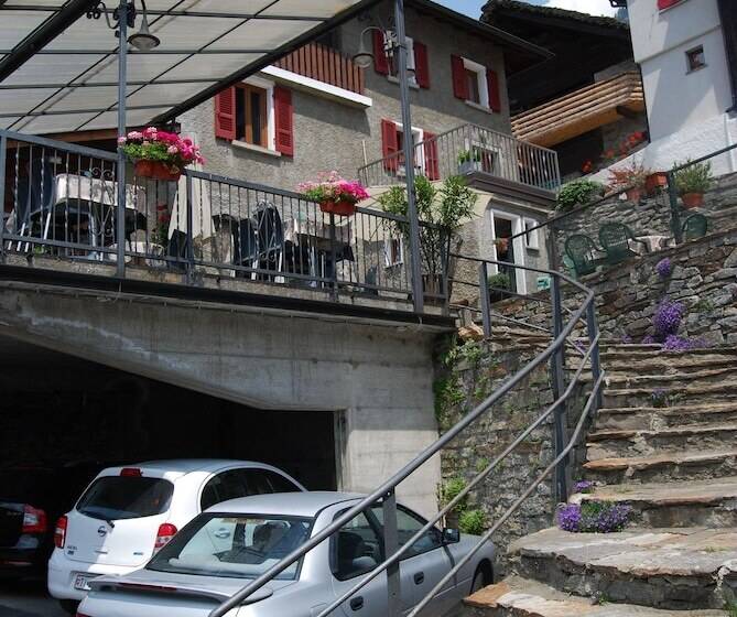 ペンション Osteria Anzonico