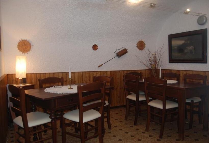 ペンション Osteria Anzonico