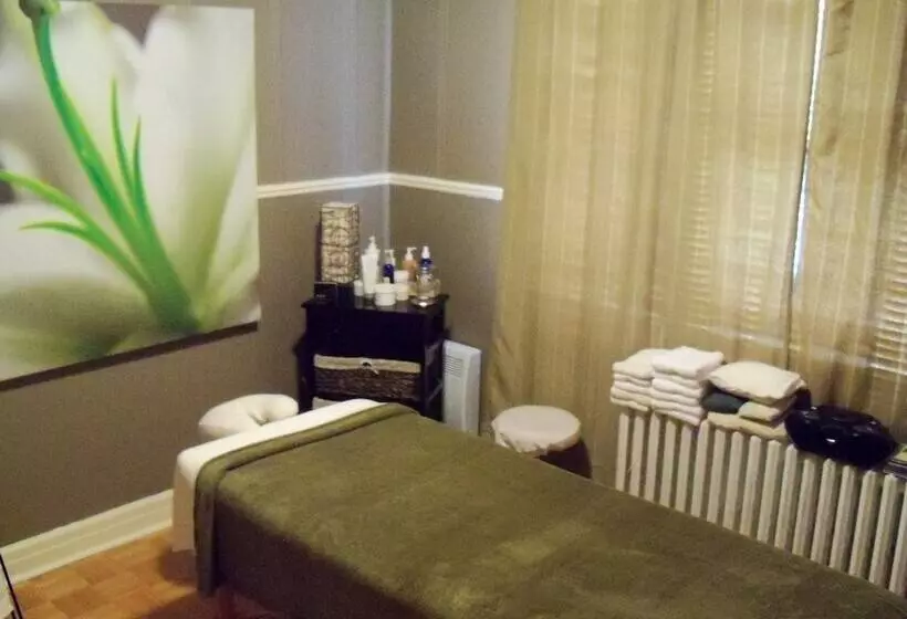 à La Claire Fontaine B&b Et Spa